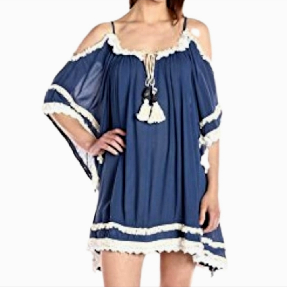 *2 for$30 💋!
Raga Anthropologie Desert Sand Fringed & Tassled Boho Tunic Dress